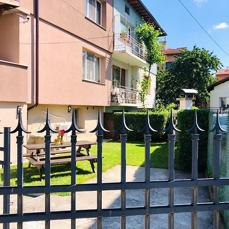 Pavlovi Apartments Samokov Esterno foto