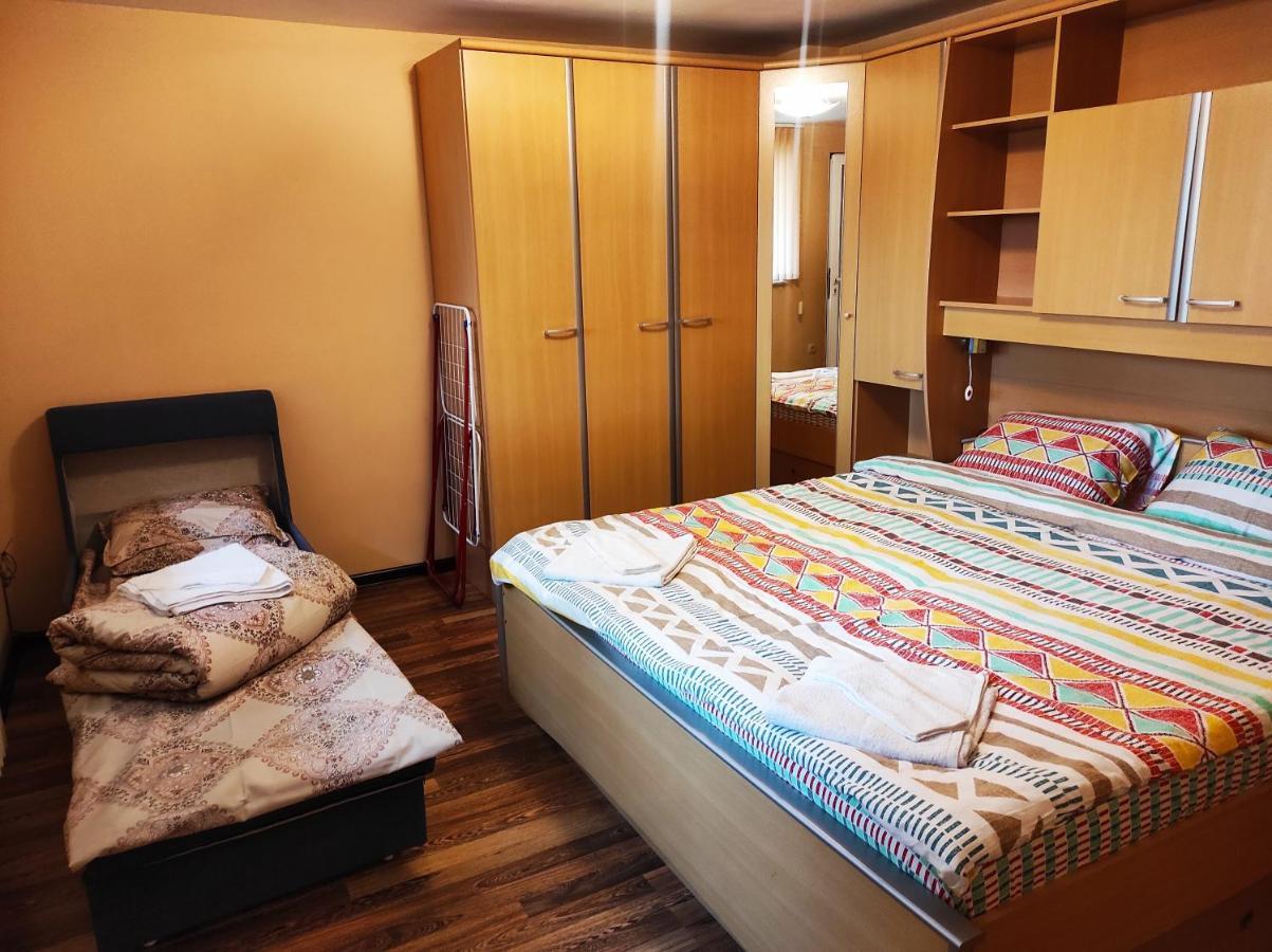 Pavlovi Apartments Samokov Esterno foto